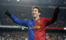 米兰体育官方网站-格子军团轻取高卢雄鸡，凯恩状态火热引领三狮军团前行