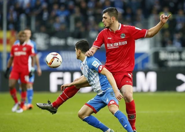 包含格拉纳达客场不敌维戈塞尔塔,遭遇连败的词条 包含格拉纳达客场不敌维戈塞尔塔,遭遇连败的词条