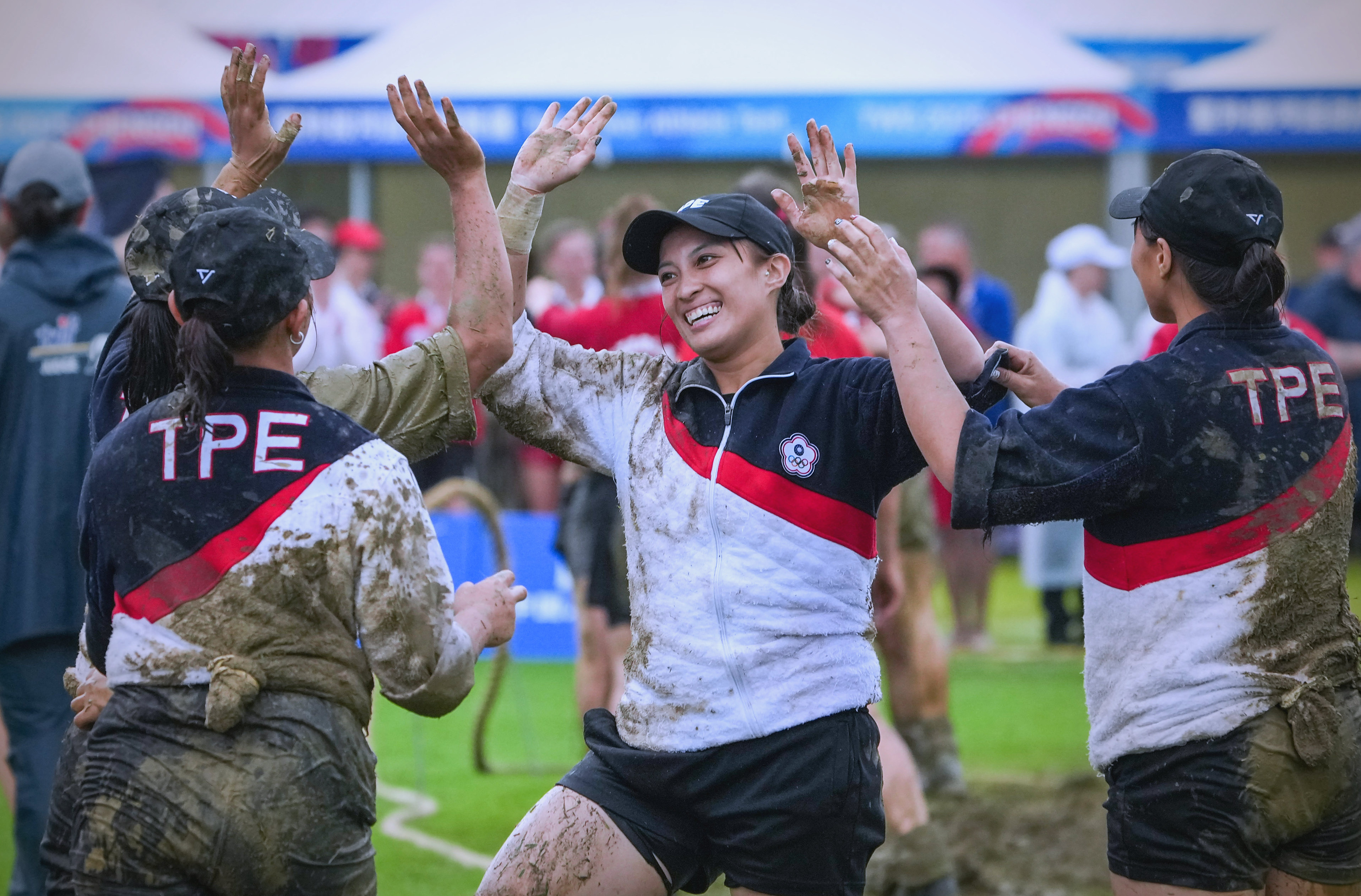 关于力拔山河!球队赢得激烈的比赛的信息 关于力拔山河!球队赢得激烈的比赛的信息