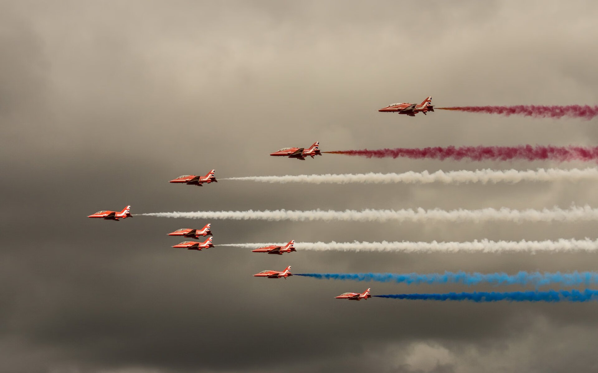 贝林厄姆进攻端无人可挡，尤文图斯强行终结莱比锡红牛