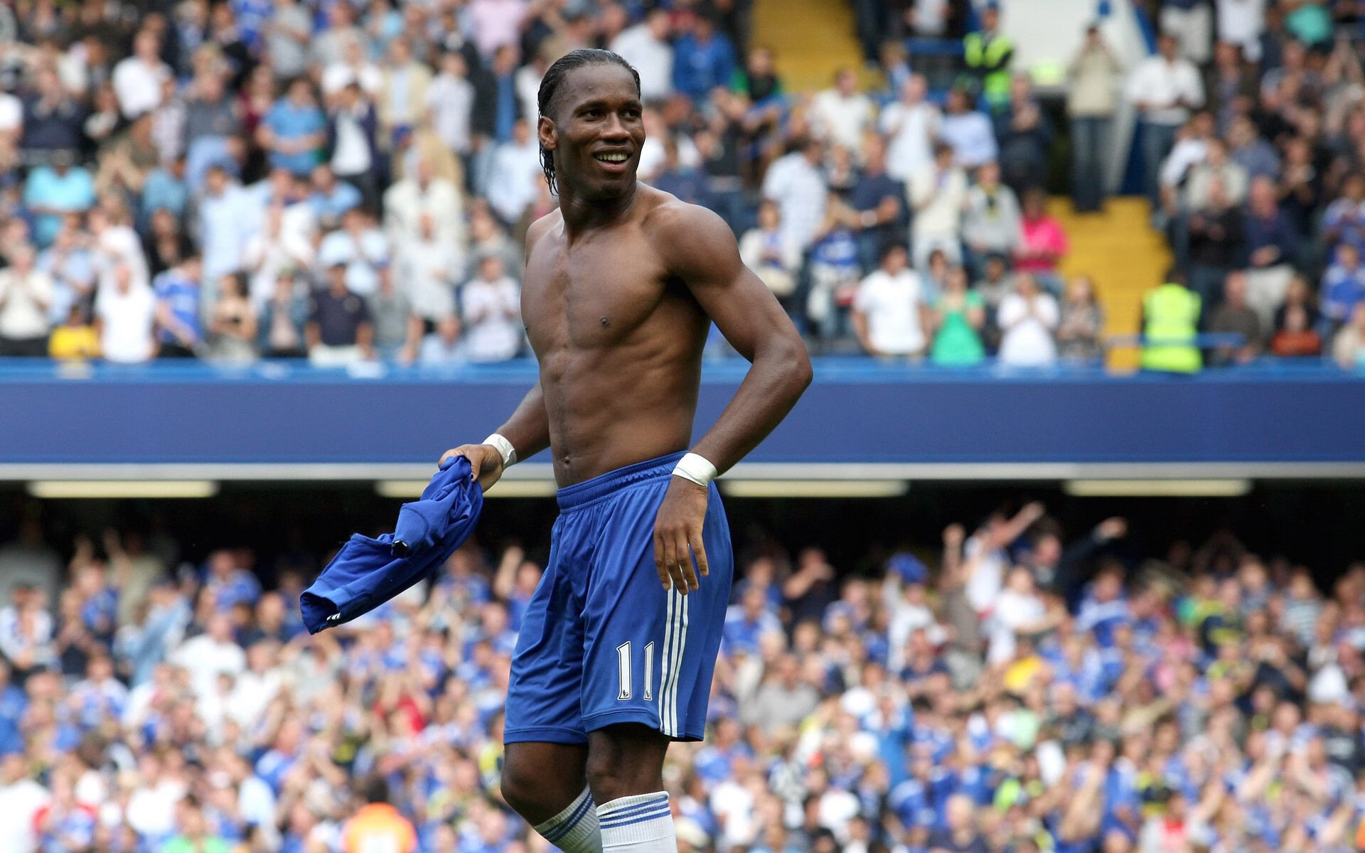 霍勒迪在焦点战证明自己，奇才险胜雷霆